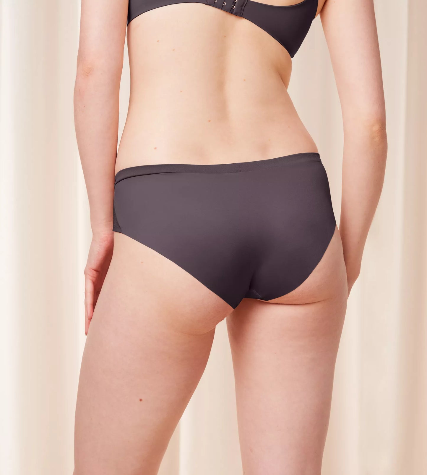 Triumph Body Make-up Soft Touch Hipster EX