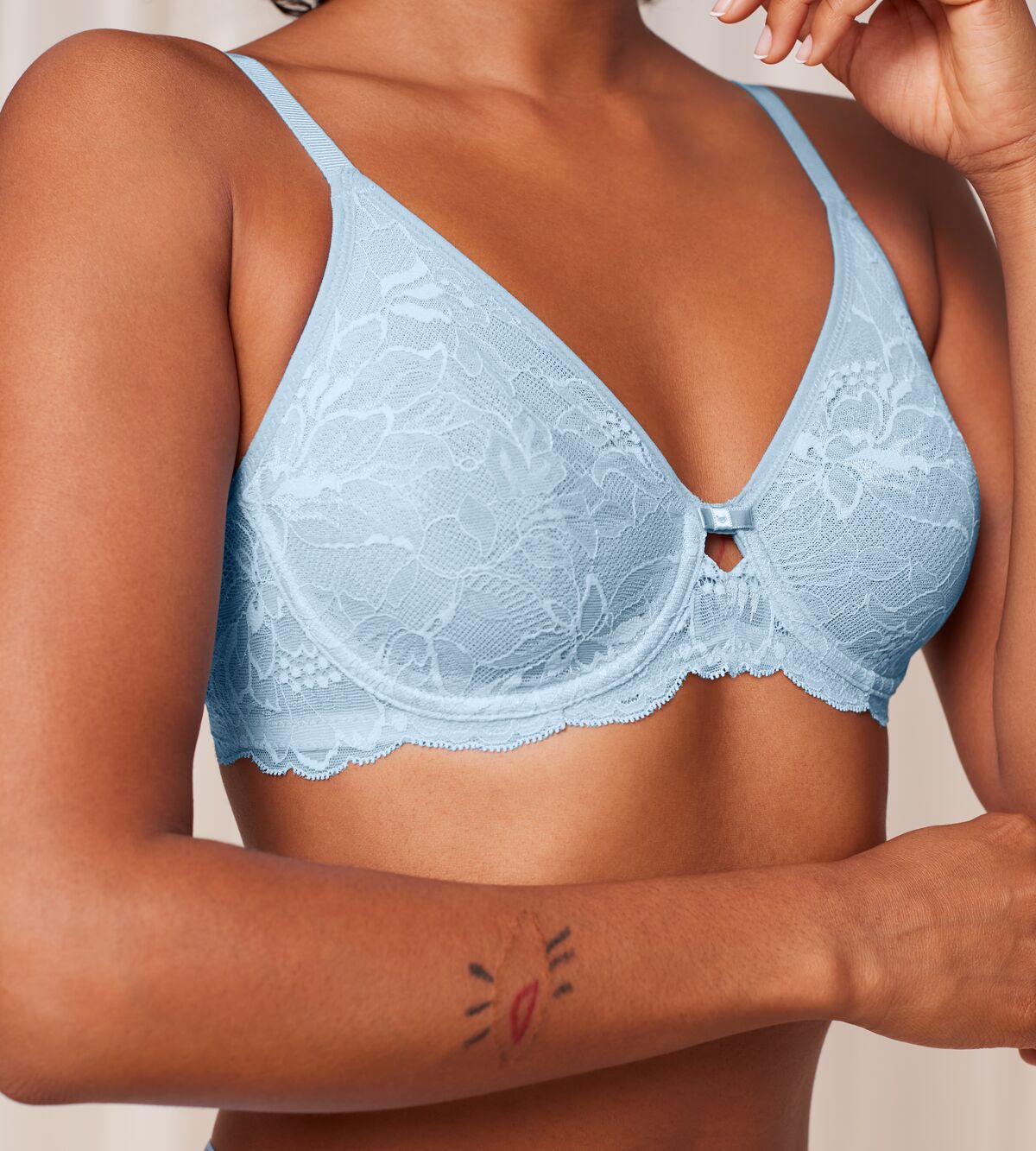 Triumph Amourette Charm T W02 00BI