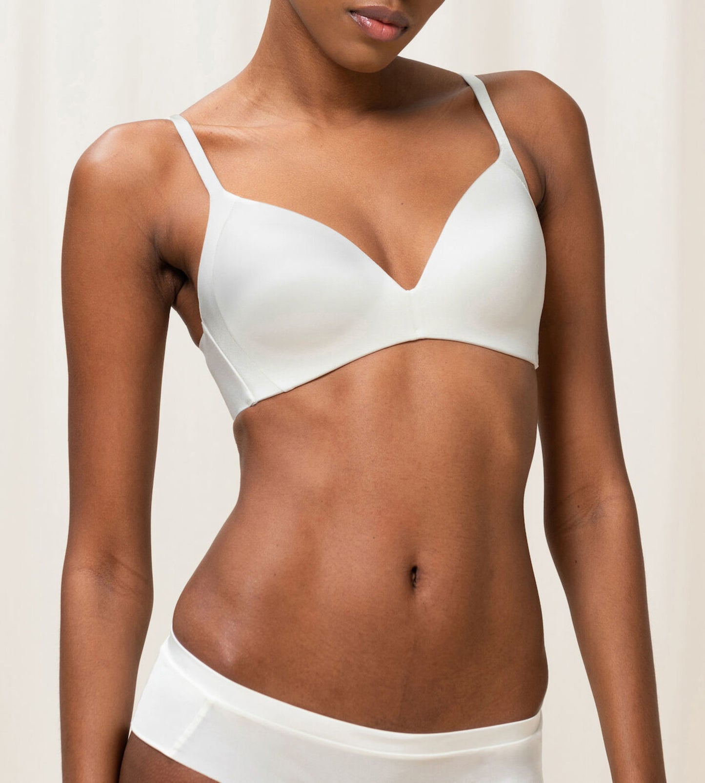 Triumph Body Make-up Soft Touch P EX