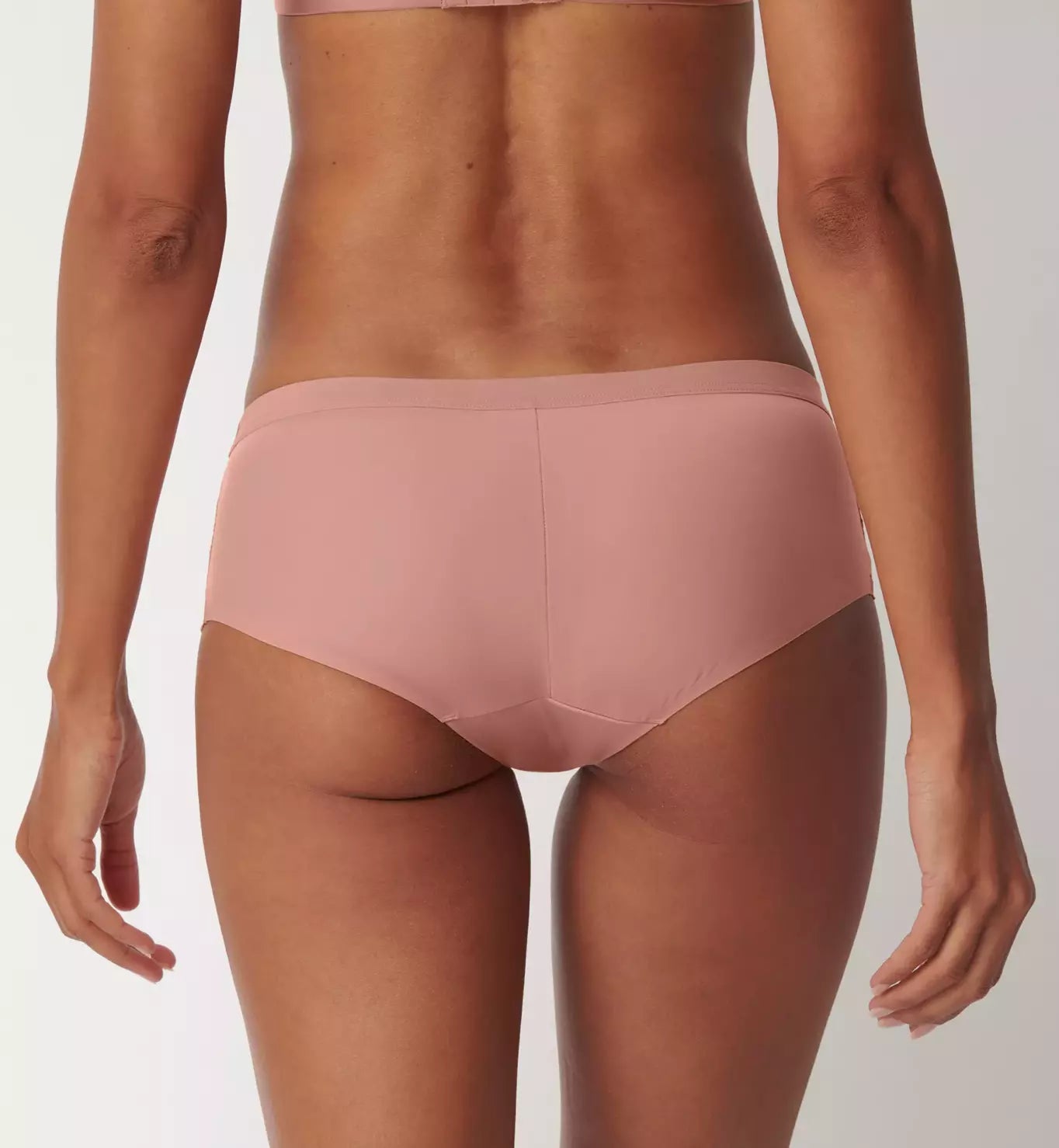 Triumph Aura Spotlight Maxi