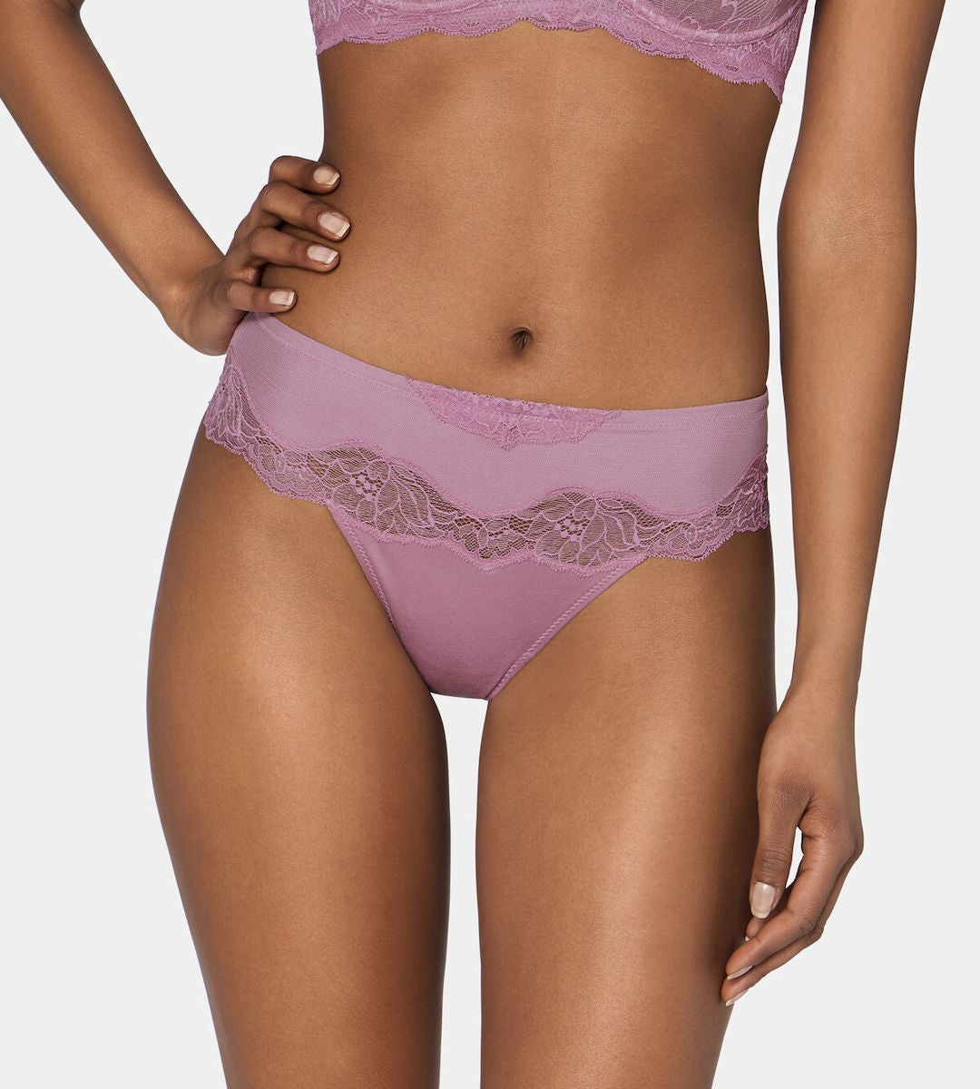Triumph Amourette Charm Hipster String