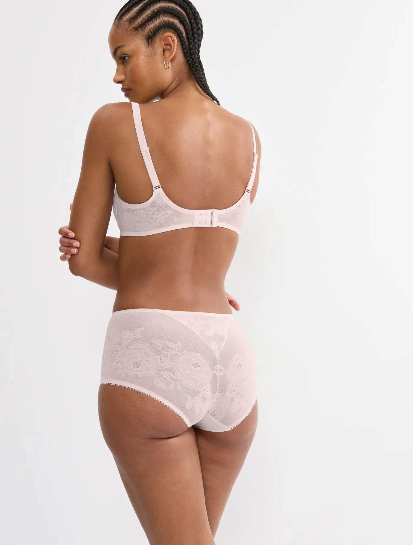 Triumph Wild Rose Sensation W01