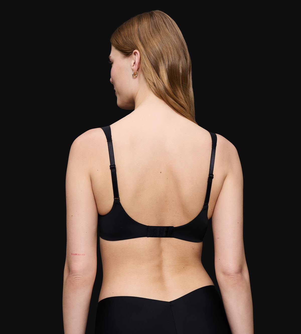 Triumph Body Make-Up Illusion WP EX