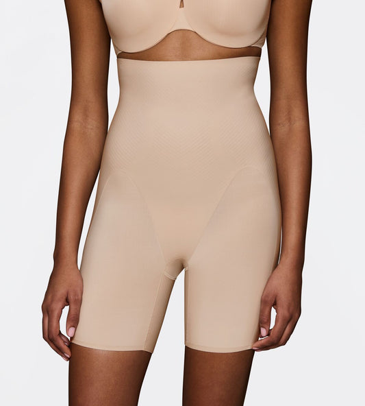 Triumph BMU Illusion Curve Super HW Mid-Thigh