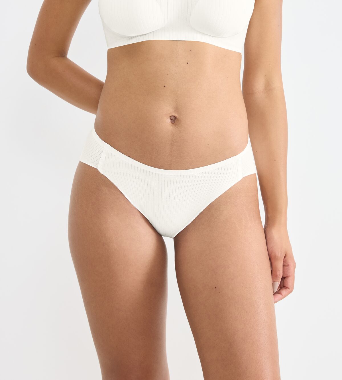 Triumph sloggi ZERO Feel Pure High leg